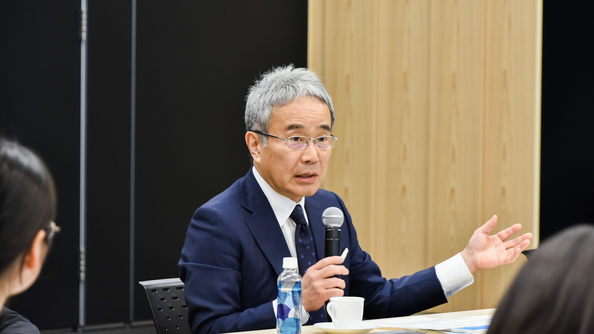 質疑応答の模様