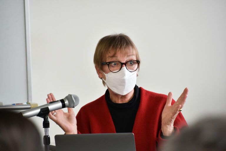 奈良国立大学機構アドバイザー J.カセム教授が「インクルーシブ・コミュニケーション・デザイン」に関し講演（12月5日）